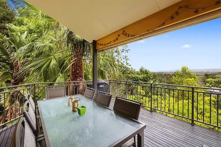 16 Cabbage Tree Avenue, Avoca Beach NSW 2251