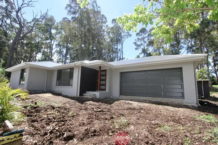 4/11 Augusta Place, Mollymook NSW 2539