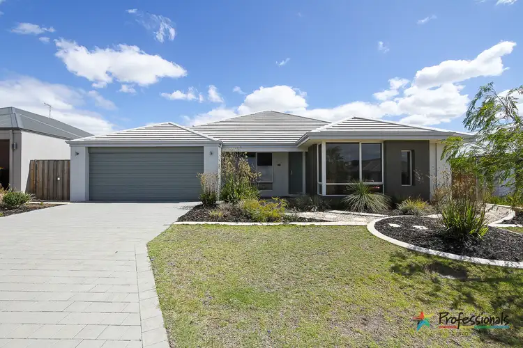 17 Tickner Parade, Ellenbrook WA 6069