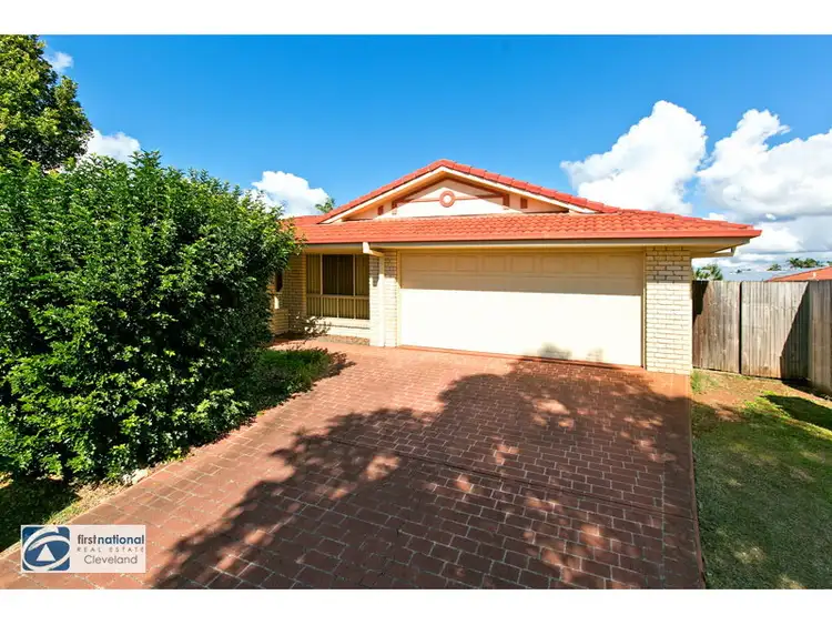 9 Seaholly Crescent, Victoria Point QLD 4165