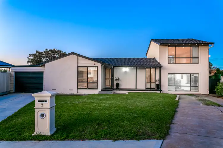 5 Rofe Court, North Haven SA 5018