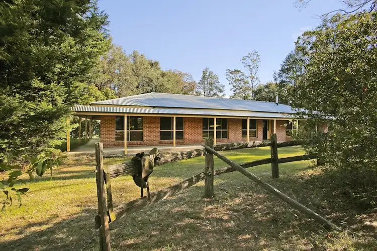 5 Lakesland Road, Thirlmere NSW 2572
