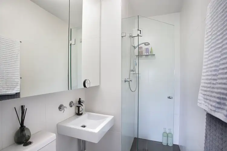 Sixth view of Homely apartment listing, Apt.505 'Cameron Court', 8 New Mclean Street, Edgecliff NSW 2027