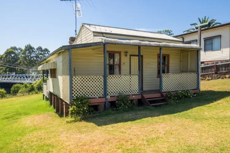 74 Lumsdaine Street, Picton NSW 2571