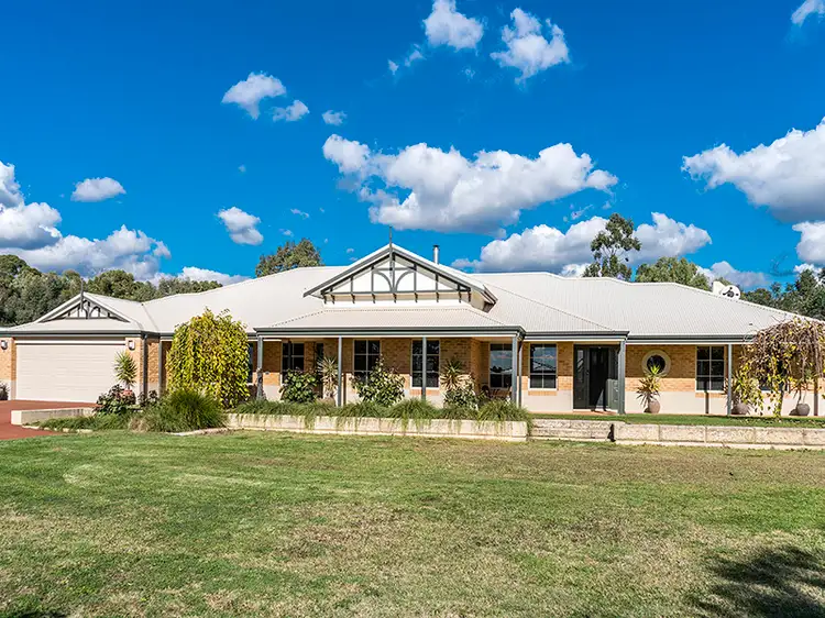 10 Eurythmic Road, Byford WA 6122