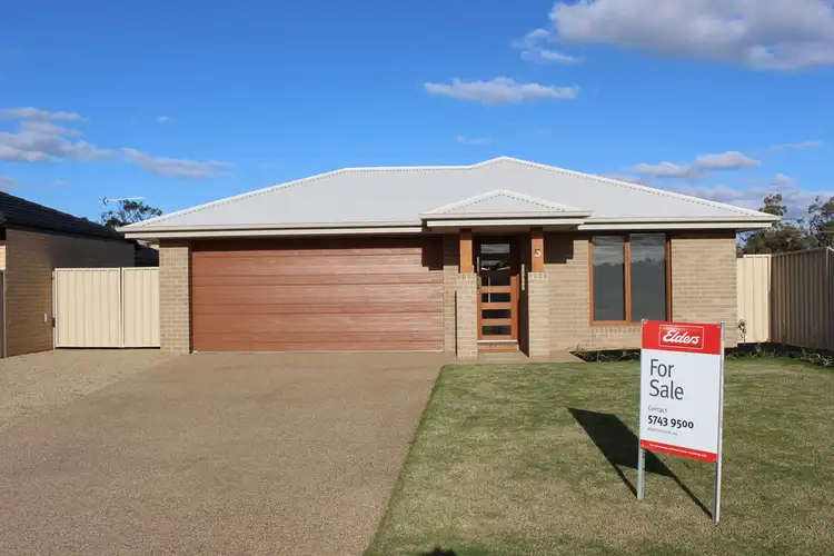 5 Heather Circuit, Mulwala NSW 2647