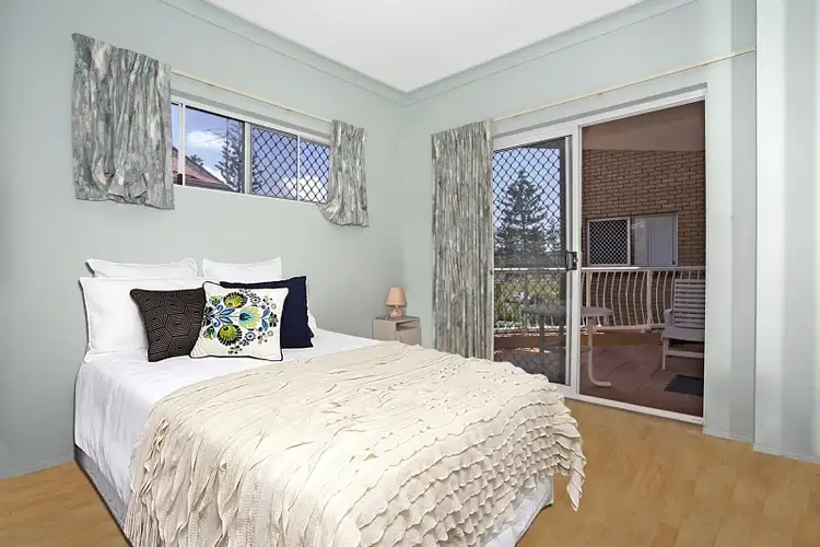 Sixth view of Homely unit listing, 4/20 Chelsea Avenue, Broadbeach QLD 4218