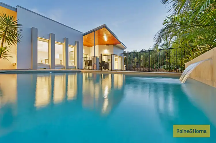 27 Laughlen Chase, Pacific Pines QLD 4211