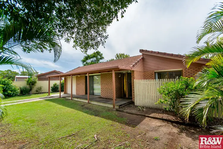 18 Hawaii Crescent, Banksia Beach QLD 4507
