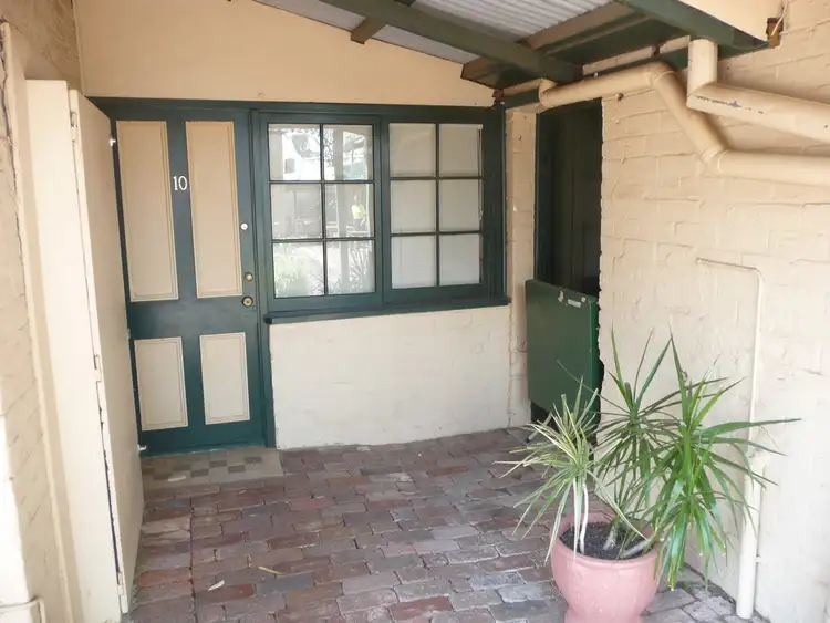 U10 Settlers Village, 125 Avon Tce, York WA 6302
