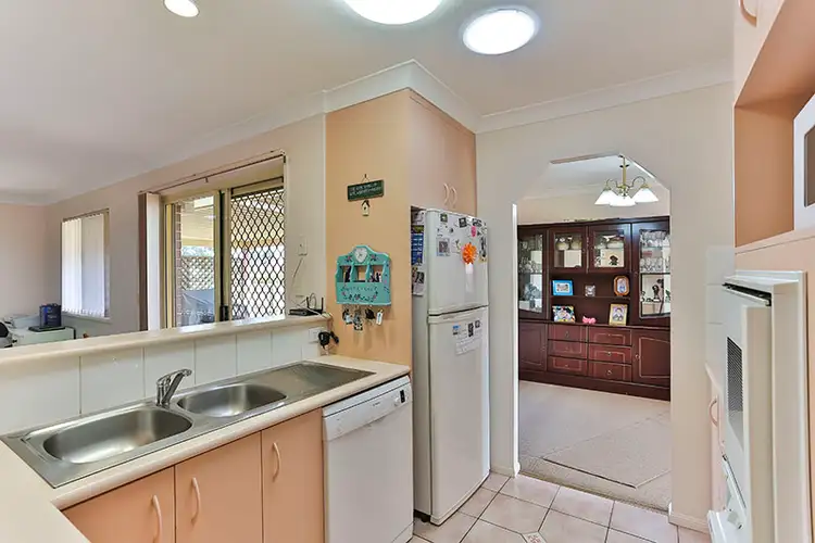 Second view of Homely house listing, 6 Petunia Close, Middle Ridge QLD 4350