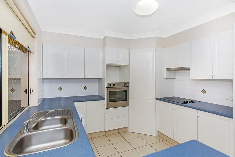 Fourth view of Homely semi-detached listing, 2 / 10 Yarra Cl, Banora Point NSW 2486