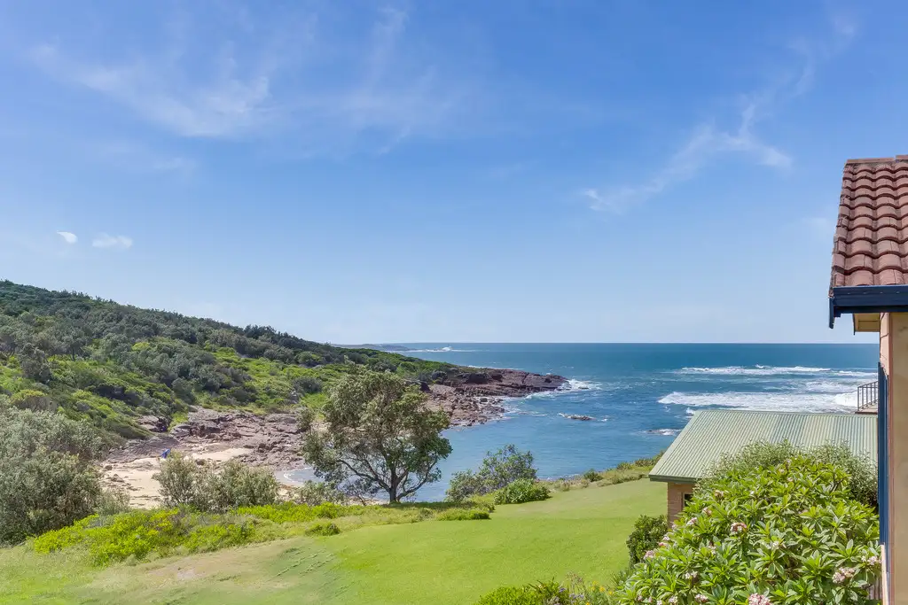 Main view of Homely house listing, 5 Ocean Street, Fishermans Bay NSW 2316