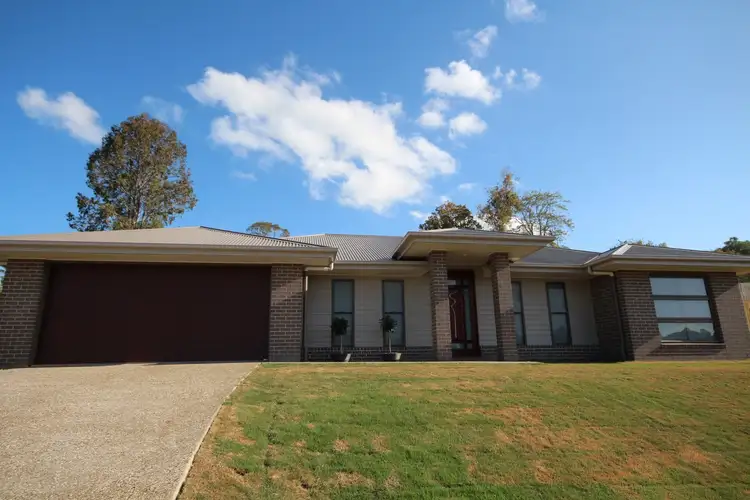 15 Sunburst Place, Southside QLD 4570