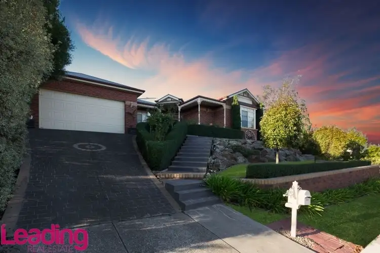 8 Bundanoon Avenue, Sunbury VIC 3429