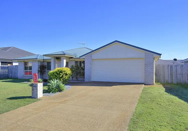 9 Sams Place, Coral Cove QLD 4670