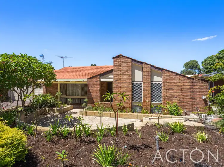 9 Bryne Place, Leeming WA 6149