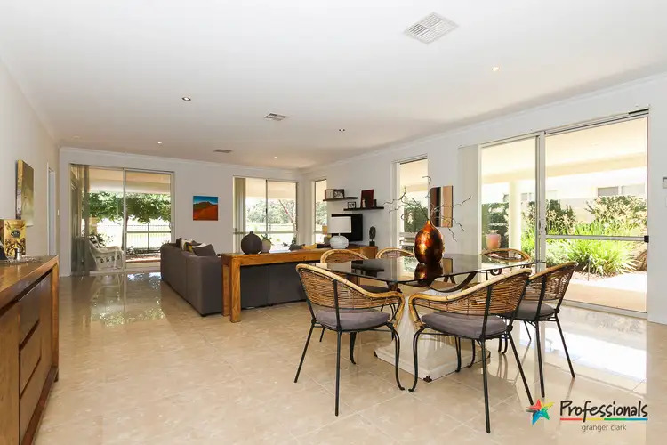 76 Roxburghe Drive, The Vines WA 6069