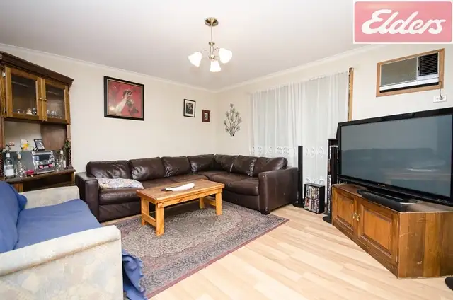 Second view of Homely unit listing, 2/7 Eleanore Court, Wodonga VIC 3690
