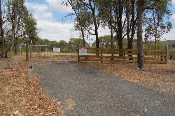 25 Bosco Drive, Eden Park VIC 3757