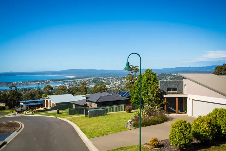 Fourth view of Homely house listing, 56 THE CREST, Mirador NSW 2548