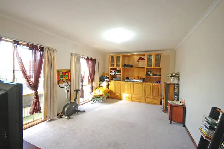 Third view of Homely house listing, 5 Venice Gardens, Endeavour Hills VIC 3802