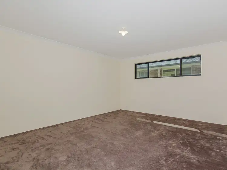 Sixth view of Homely house listing, 4 Lewes Court, Orelia WA 6167