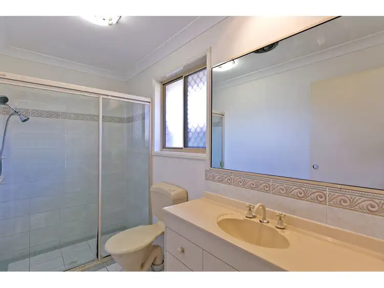 Seventh view of Homely house listing, 4 Romney Close, Birkdale QLD 4159