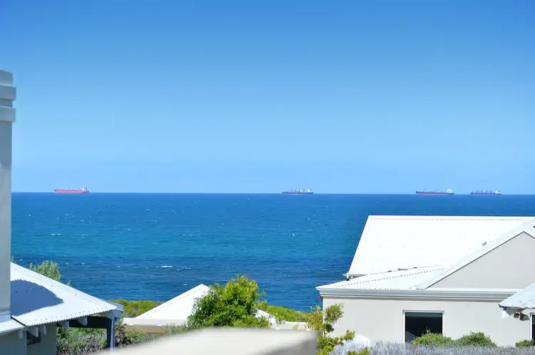 4A Beach Street, Cottesloe WA 6011