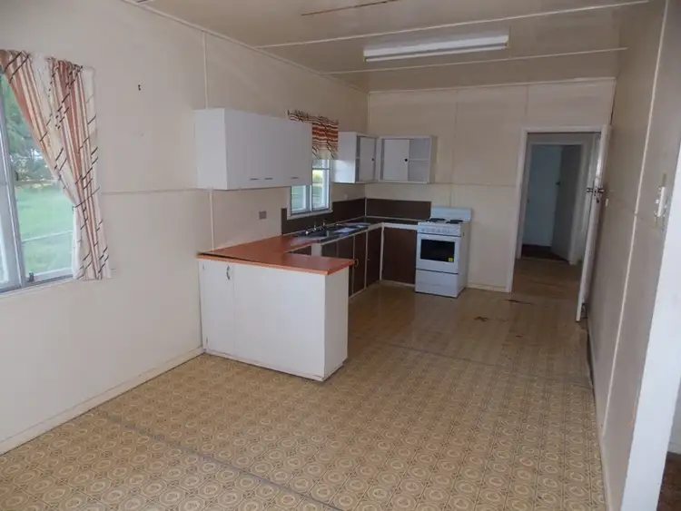 Second view of Homely rural property listing, 5 Davies Street, Yarraman QLD 4614