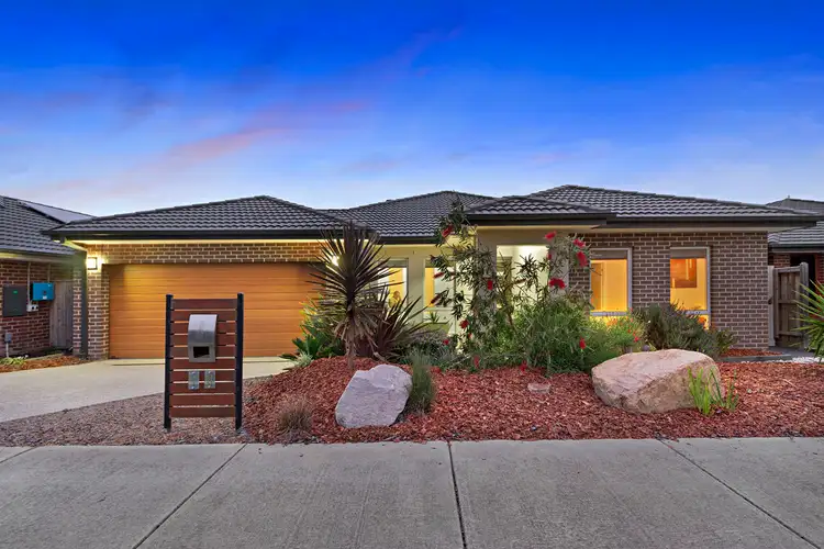 18 Sanoma Drive, Skye VIC 3977