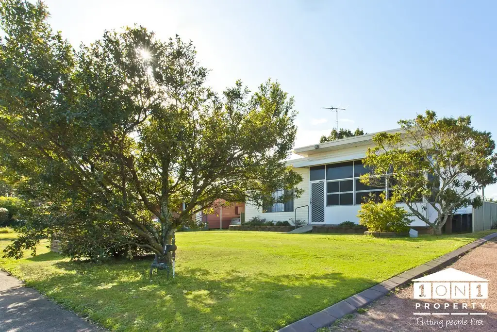 Main view of Homely house listing, 19 Anderson Drive, Tarro NSW 2322