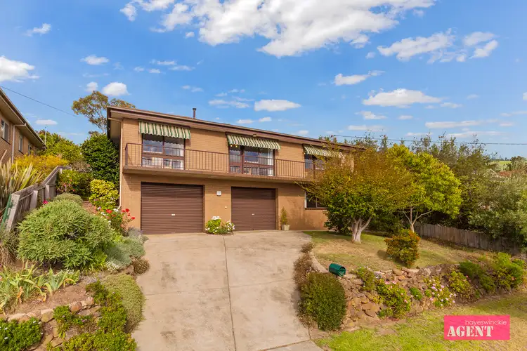 34 Culzean Crescent, Highton VIC 3216