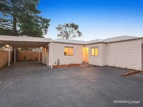 2/2 Woods Street, Laverton VIC 3028