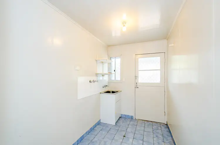 Fifth view of Homely house listing, 2 Harlequin Street, Toolooa QLD 4680