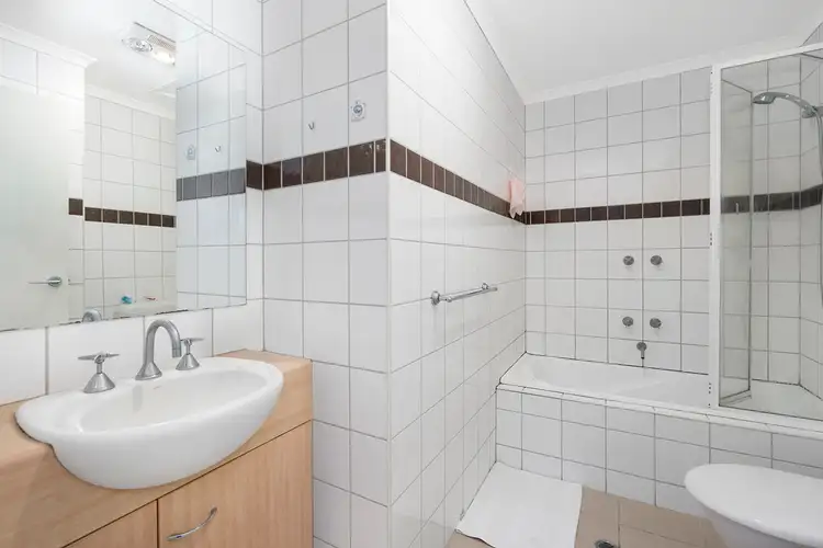 Sixth view of Homely apartment listing, 23/3 Rusden Place, Notting Hill VIC 3168