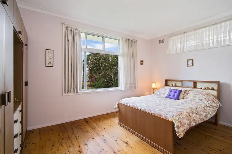 Fifth view of Homely house listing, 8 Melwood Avenue, Forestville NSW 2087