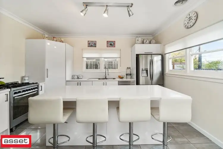 Second view of Homely house listing, 5 Bayside Grove, Seaford VIC 3198