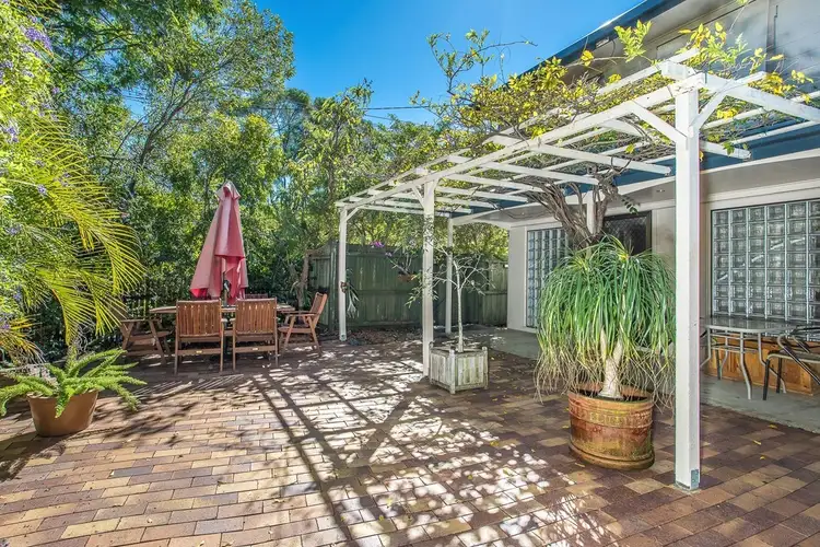 2 Craig Street, Everton Hills QLD 4053