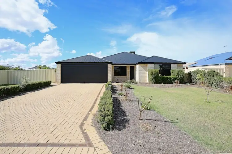 10 Winslow Crest, Lakelands WA 6180