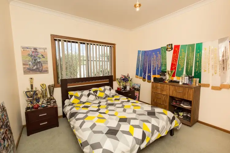 Seventh view of Homely house listing, 1 Grelis Court, Red Cliffs VIC 3496
