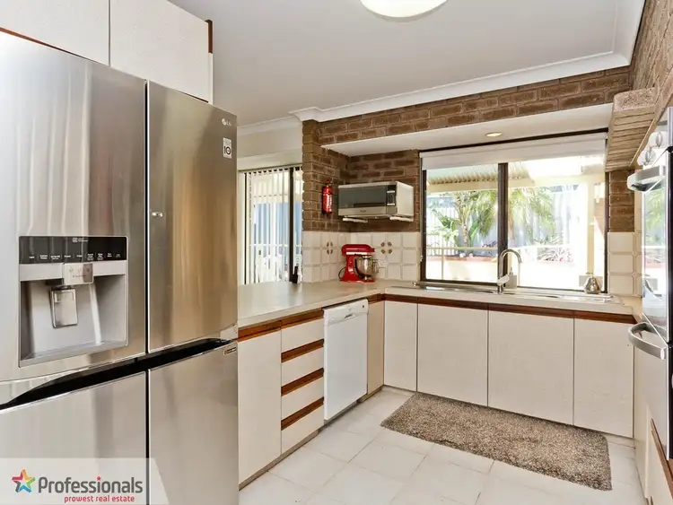 Sixth view of Homely house listing, 11 Merrifield Circle, Leeming WA 6149