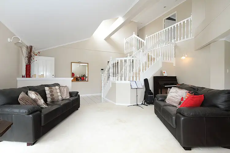 Fifth view of Homely house listing, 22 HATHERTON CR, Carindale QLD 4152