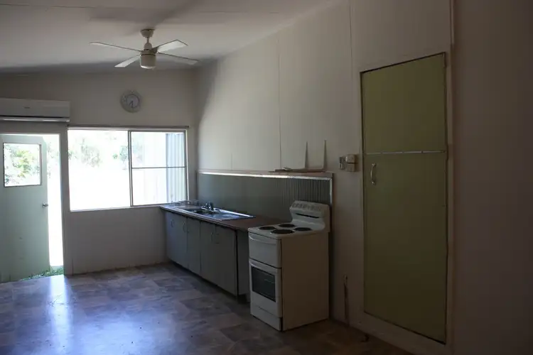 Fifth view of Homely house listing, 6 Rodeo Drive, Emerald QLD 4720
