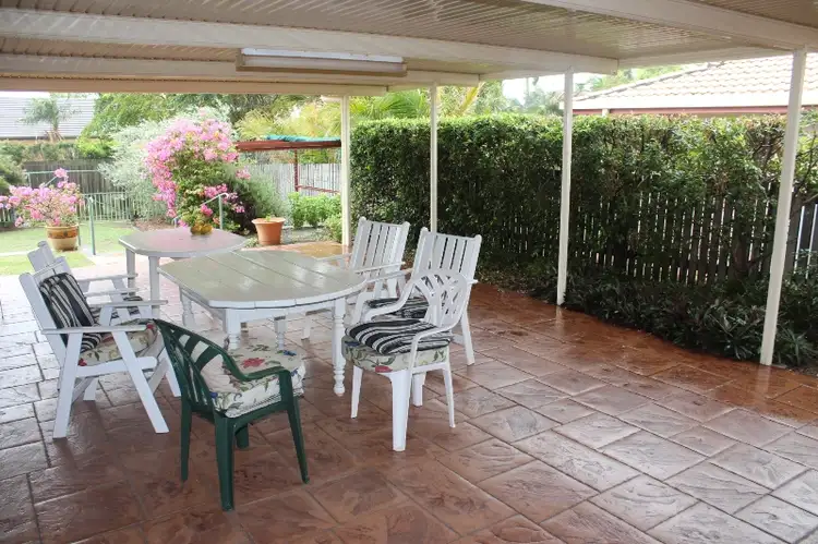 40 Bargara lakes drive, Bargara QLD 4670