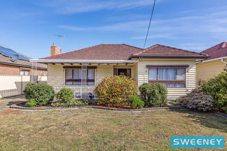 15 Kookaburra Street, Altona VIC 3018