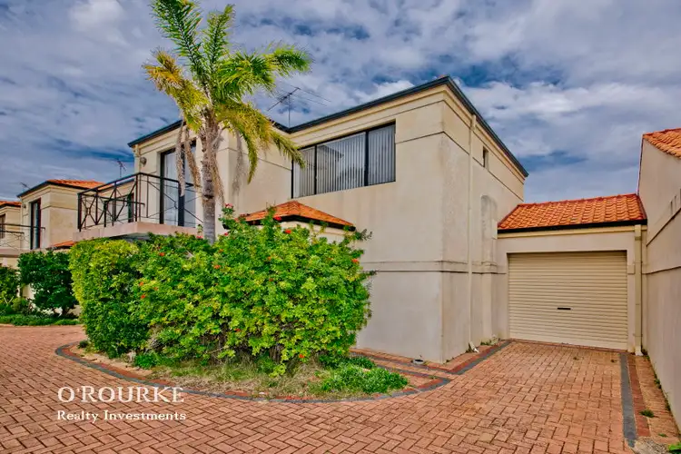 2/54 Calais Road, Scarborough WA 6019