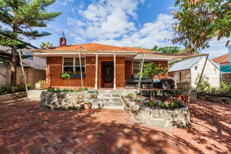 6 Jacaranda Avenue, Mount Claremont WA 6010