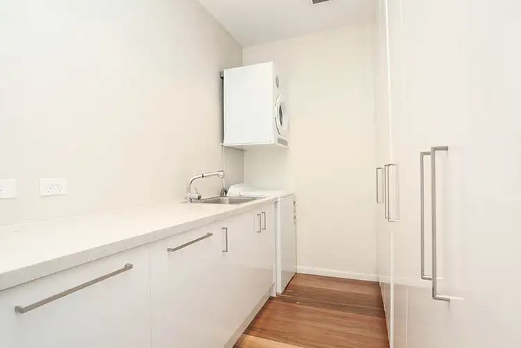 Fourth view of Homely townhouse listing, 2/13 Surrey Street, Hadfield VIC 3046