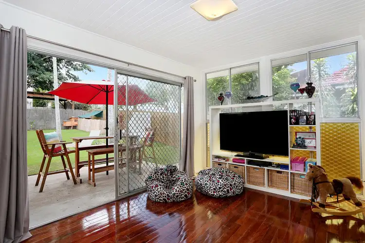 Second view of Homely house listing, 30 Logan Avenue, Oxley QLD 4075